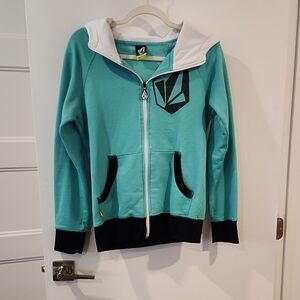 P2P 19" Volcom Hoodie with Black Accents